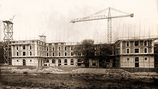Construction of the Fondation Biermans-Lapôtre in 1924-1927