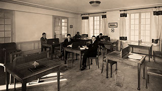 Resident students in the 5th floor study lounge