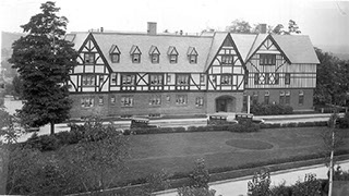 Cascade Inn, Shawinigan Falls, Canada